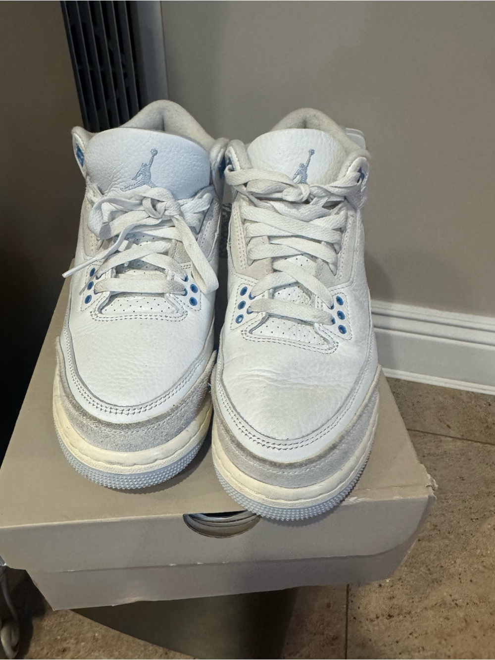 Jordan Kids White and Light Blue Low-Top Retro Sneakers